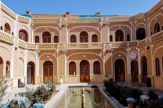 Package 2: Visiting Yazd Old Houses Tour